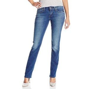 Levi’s Women’s 518 Straight Leg Jean